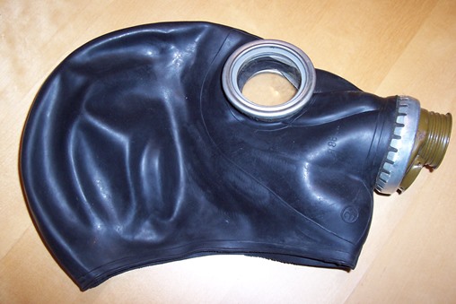 russische gasmaske schwarz